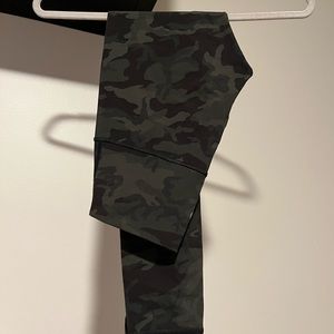 Camo lulu Align Leggings